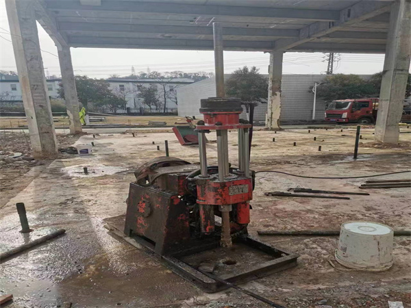 二七袖阀管小导管注浆加固施工工艺